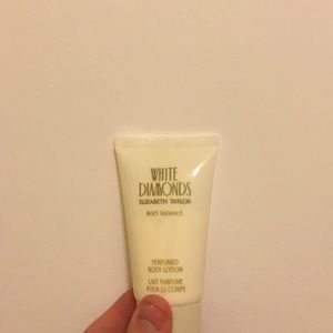 What diamonds Elizabeth Taylor body lotion